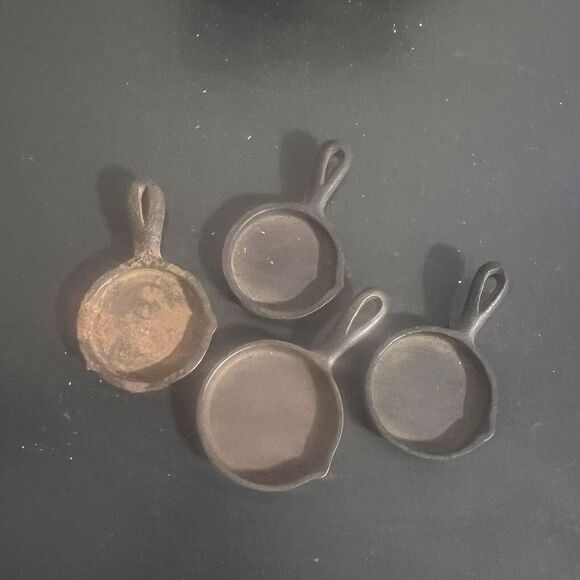 Vintage CHARM Brand Cast Iron Miniature Stove Top & Oven Salesman's Model - Picture 9 of 12